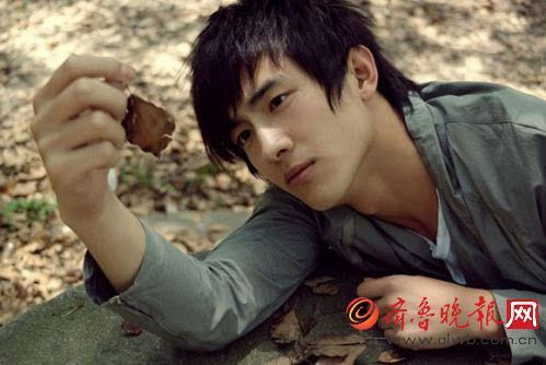 林更新怒怼狗仔:揍你!揭林更新家庭背景?