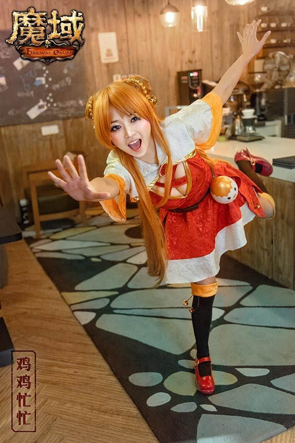 《魔域》鸡年兽真人写真香艳出锅!美女化身傲娇萌姬(鸡)竟如此诱人!