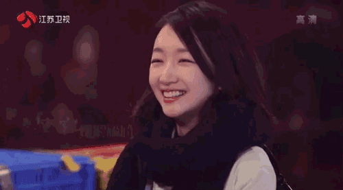 周冬雨蜜汁撞脸鬼怪新娘,单眼皮妹子四处受宠,说好的眼皮一单毁所有呢