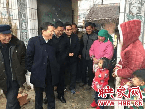 刘汉村人口_刘汉小岛村(2)