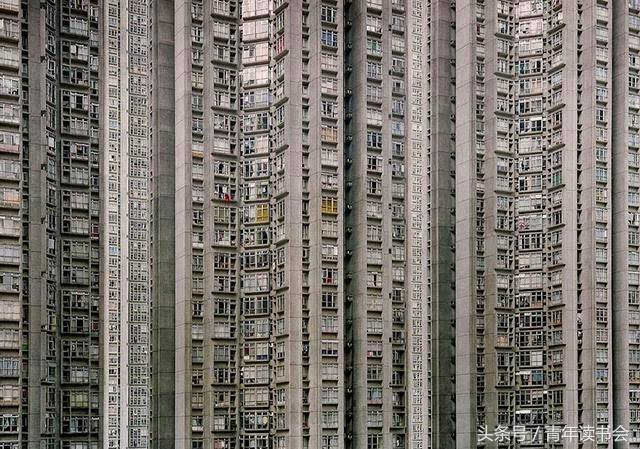 吓尿了!香港满足七百多万人口建筑密度如蜂窝