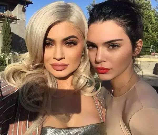 金小妹kylie jenner这个名字有没有很耳熟?
