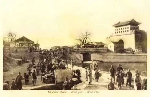 1912～1913,北京永定门箭楼及护城河桥.