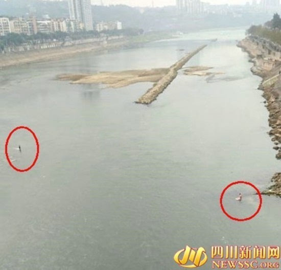 四川:小伙跳40米高大桥桥轻生被57岁大叔救起