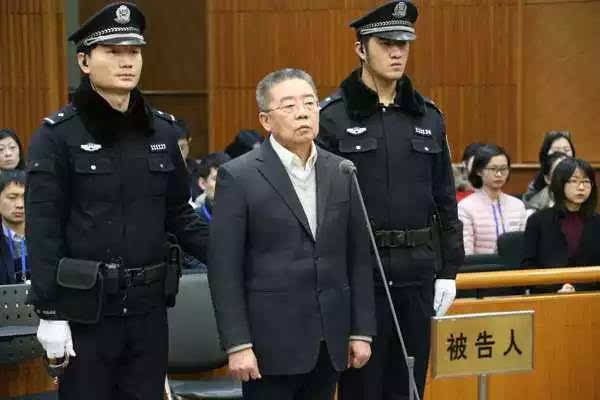 一汽历任董事长_一汽集团原董事长获刑,揭秘一汽高层享乐风