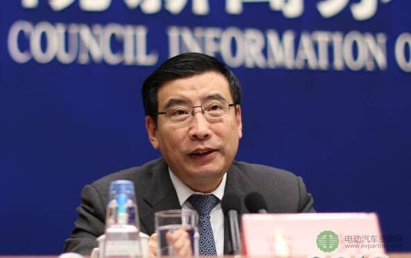 我国将进一步完善新能源汽车补贴政策 加强各