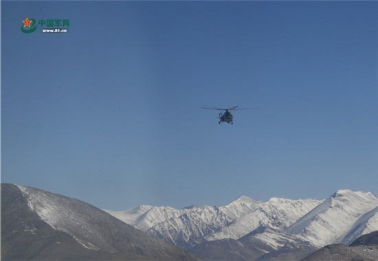 直升机空中巡逻带你领略别样视野(组图)