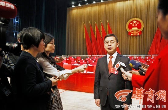 搜狐公众平台 - 西安市市长上官吉庆谈治污减霾
