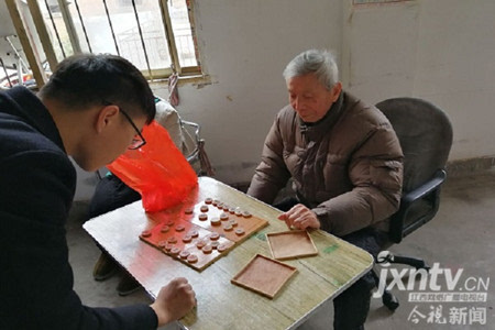 江西网络广播电视台南昌讯(邱金慧记者许光波)尊老敬老是中华民族的