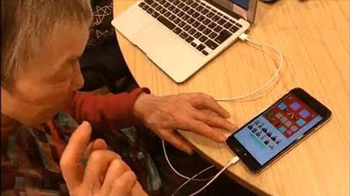 81岁老人自学编程游戏上架AppStore