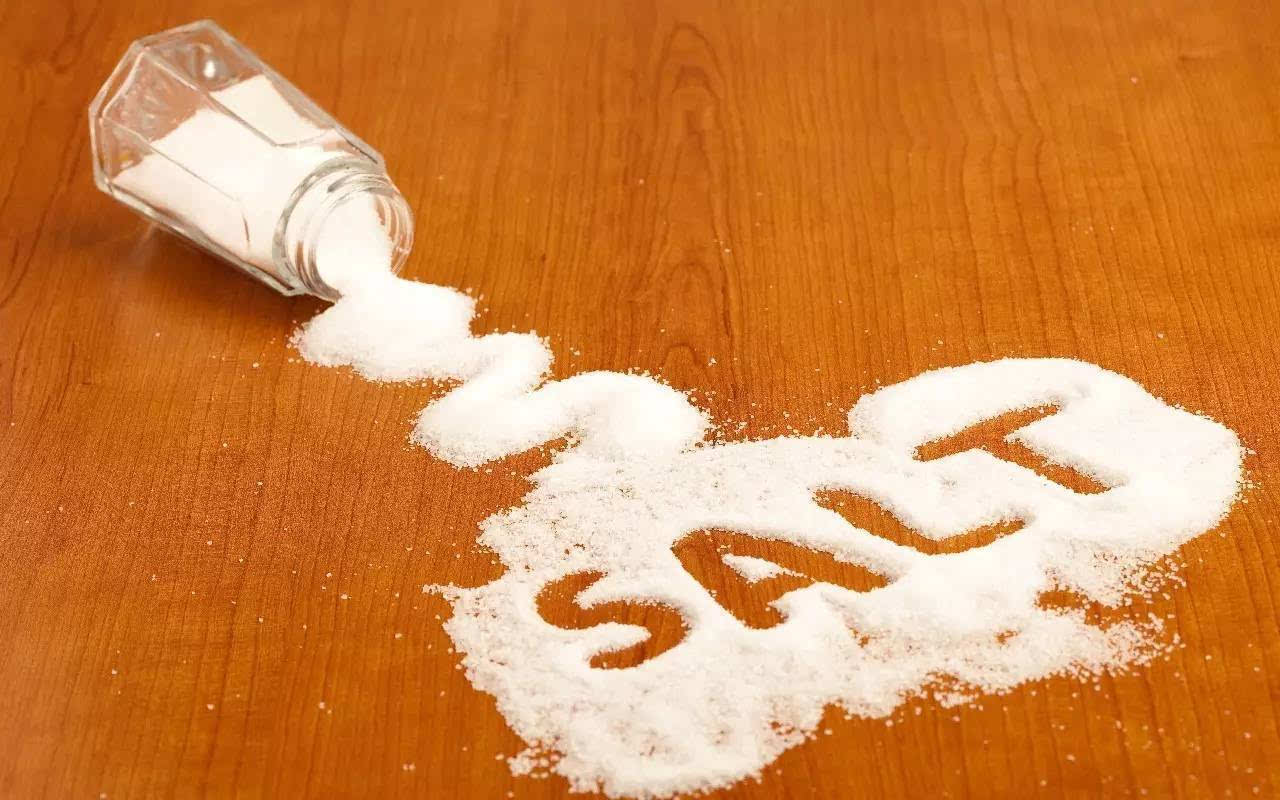 食盐包装上没有保质期，是假盐?盐保质期是多久呢?