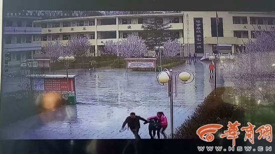 妻子长期遭受家暴起诉离婚 丈夫曾闯学校拖拽