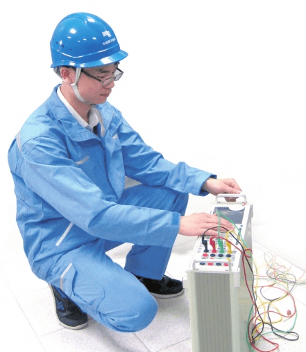 史纯清贵州电网公司都匀供电局变电管理所电气试验高级作业员