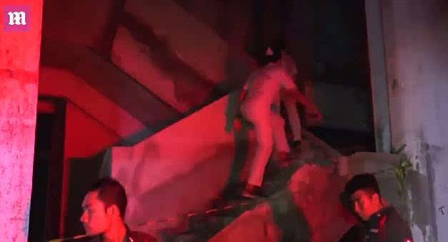 泰国男子视频直播杀死11月大女儿后自杀 脸书上疯传