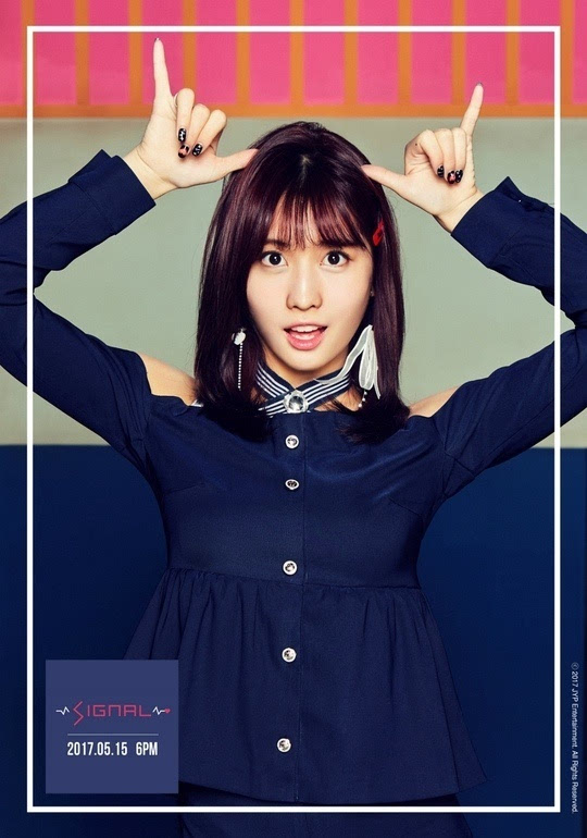 twice成员momo周子瑜mina呆萌可爱新歌 signal 15日首公开