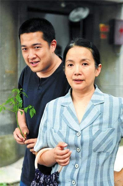 张丰毅吕丽萍儿子曝光