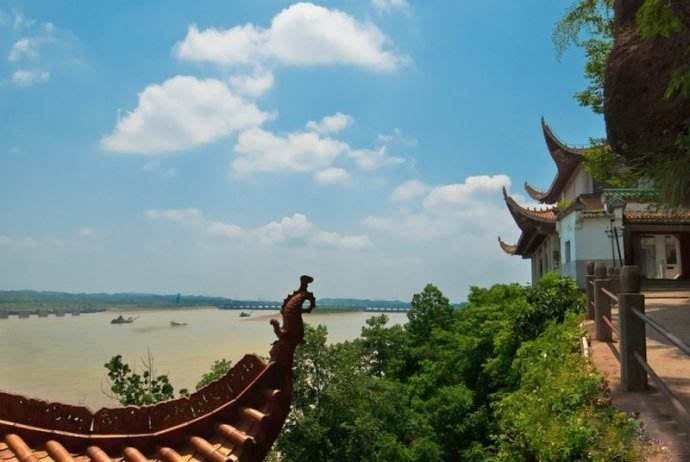 新化年GDP_2021年的新化六中(3)