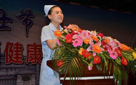 德兴市人民医院工会举办5.12国际护士节演讲比