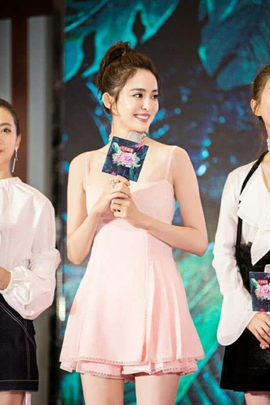 古力娜扎看过《花少2》 :毫不介意郑爽是张翰