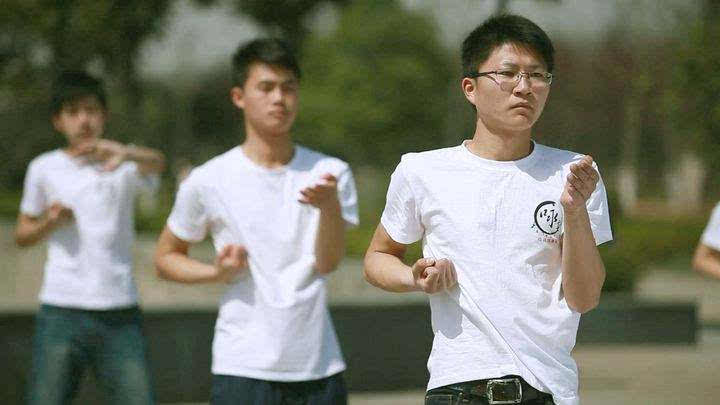 浙大附中开咏春课 修身养性也是一种教育(组图)