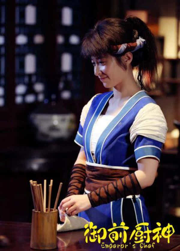 朱璇《御前厨神》杀青 玩儿穿越变身中华小当