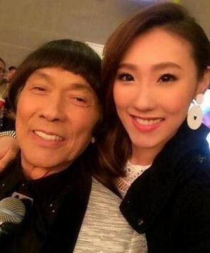 台湾主持天王猪哥亮因大肠癌病逝 女儿谢金晶无缘见父最后一面