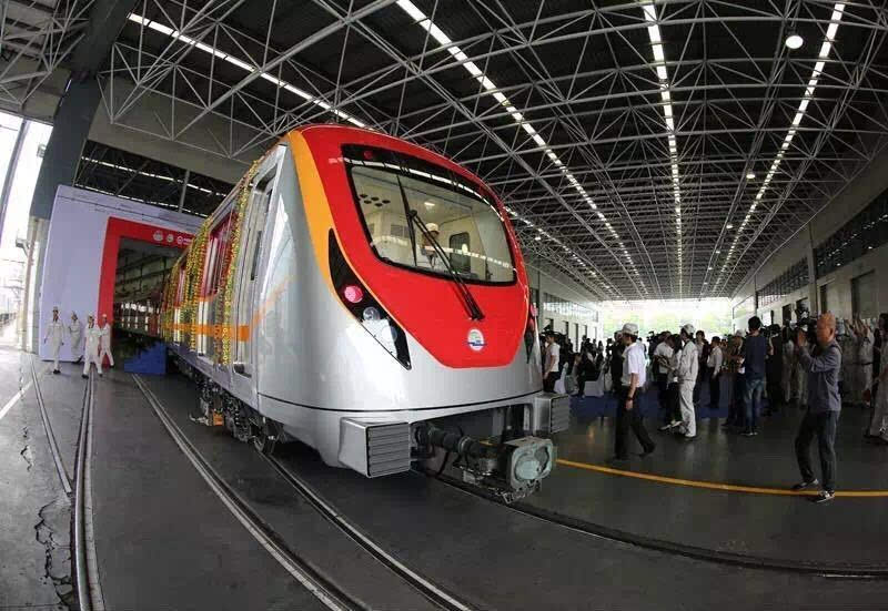 助力"一带一路" 巴基斯坦拉合尔首列地铁在中车株机下线