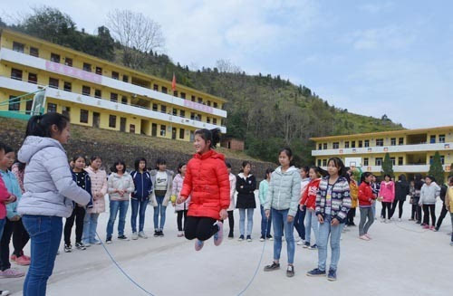 于都县岭背镇GDP_于都县岭背镇东坑村