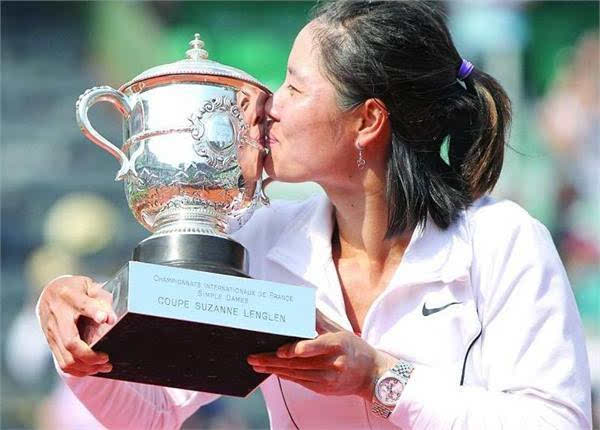 歌手李娜_李娜广告收入(3)