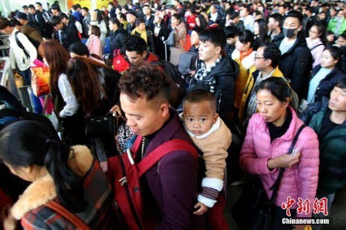 印度人口已超中国?人口专家预判还要再等5年