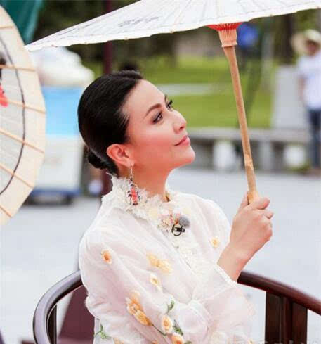 刘嘉玲偶遇葛优超惊喜 两人《让子弹飞》曾经