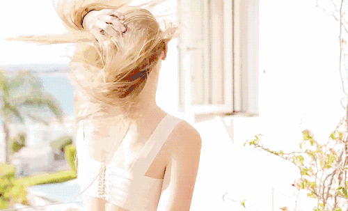 149594875090797477.GIF