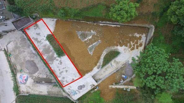 楼顶驾校被叫停 学员用生命换驾照违规培训点