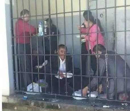 31名中国人被关押5天 赞比亚:回国须签驱逐信