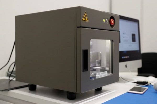 地平线机器 揭秘:修理iPhone屏幕需要如此这般