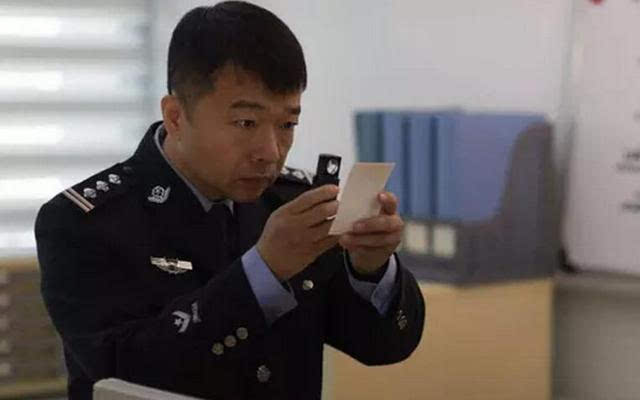 人物档案:张喆,男,1970年出生,中共党员,一级警督.