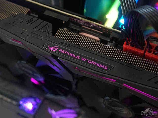 利用华硕研发的aura软件可对华硕rog-strix-gtx1080ti-o11g-gaming