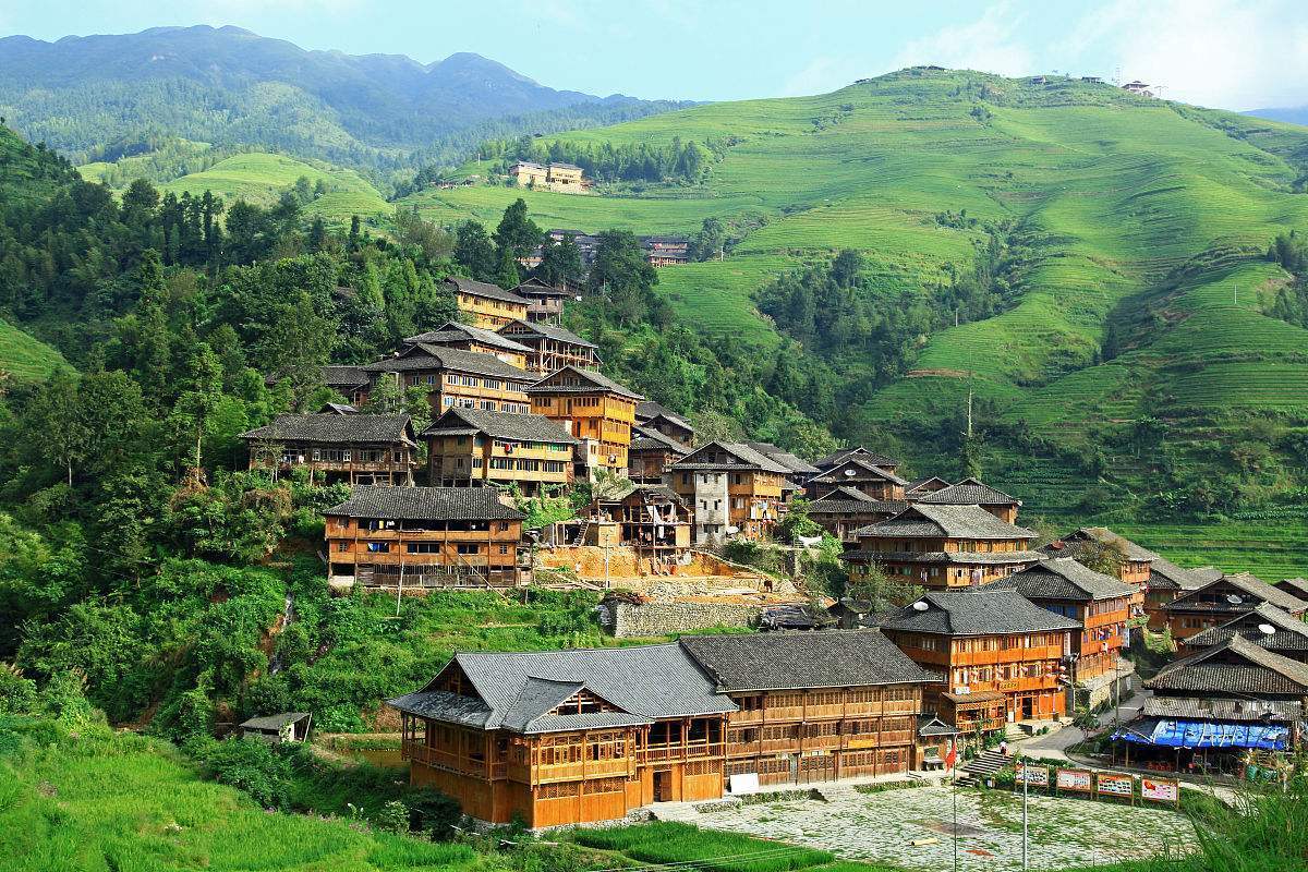 崀山村人口_崀山风景名胜区(3)