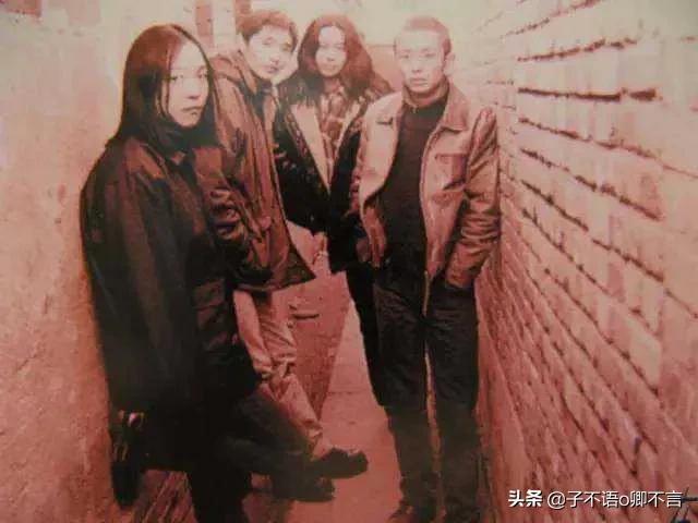 许巍与袁枫:不离不弃 相爱30年 他们的爱情感人至深