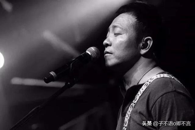 许巍与袁枫:不离不弃 相爱30年 他们的爱情感人至深