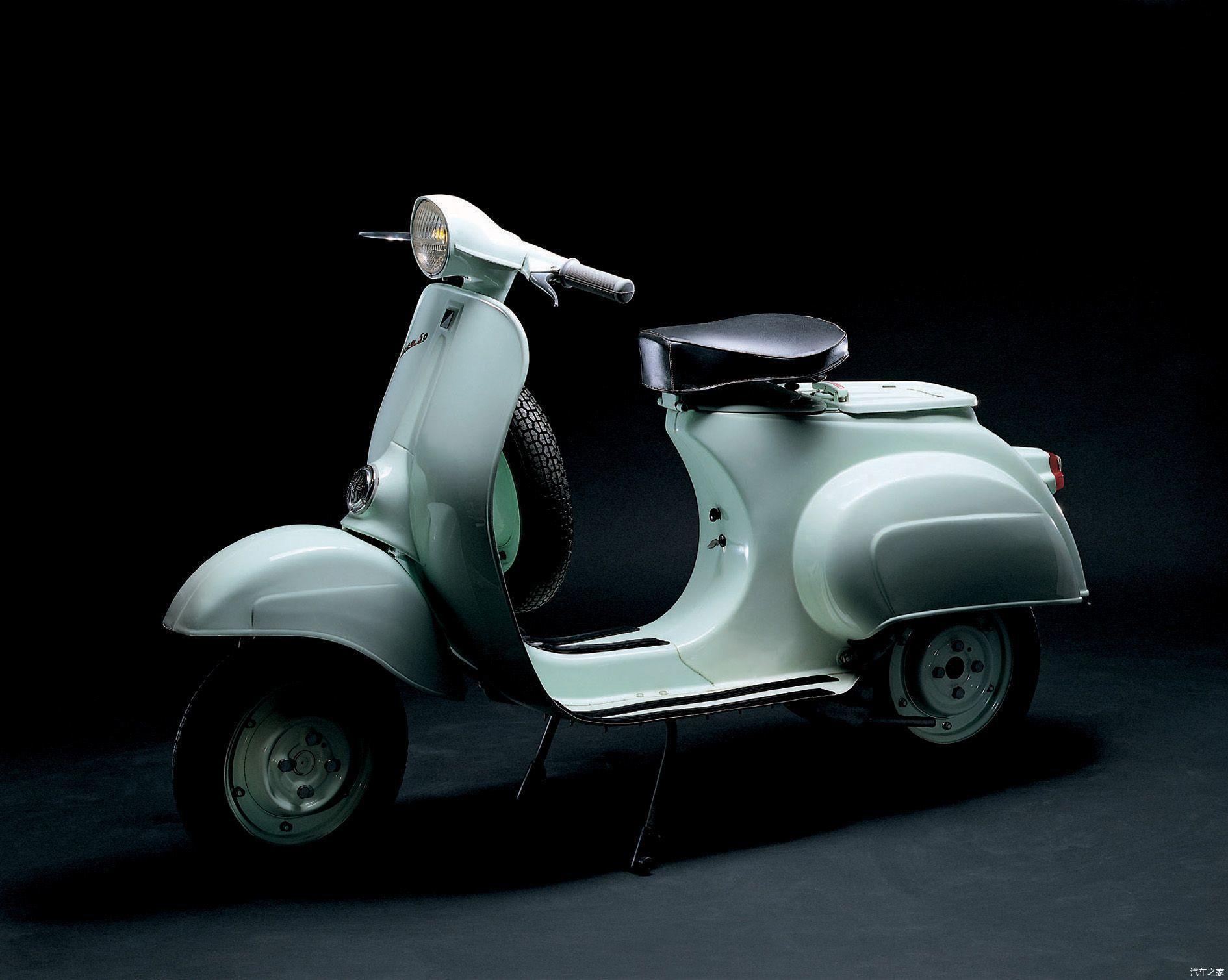 开箱报告 | 永远罗马假日!1:3 比亚乔 vespa gs 摩托车模型