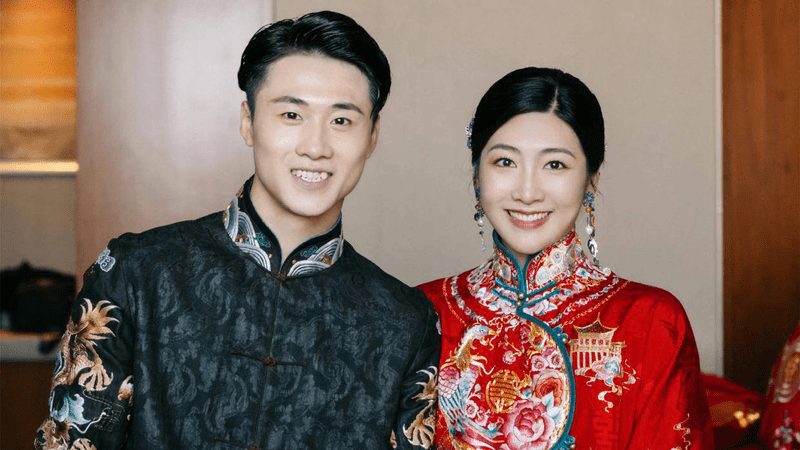 金牌夫妇！王心迪132.6分夺冠，携手徐梦桃创神迹，激动跪地庆祝