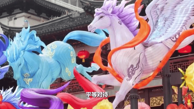 抵达北京后，默茨小跑着下飞机，他已经迫不及待要和中方对话了