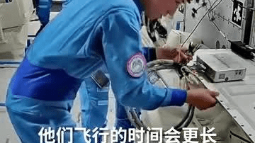登月航天员如何选拔、未来太空会有“机器人同事”吗……杨利伟回应
