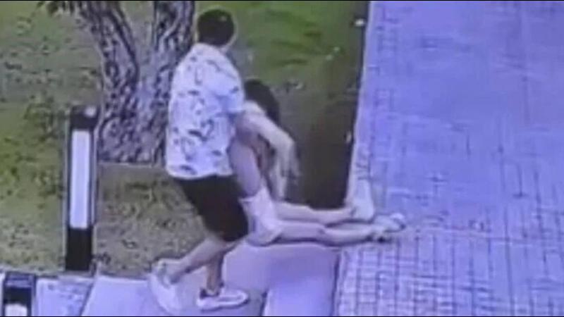 监控曝光！中国女子在泰国参加泳池派对后遭沉尸水沟，事发前被拖行画面流出