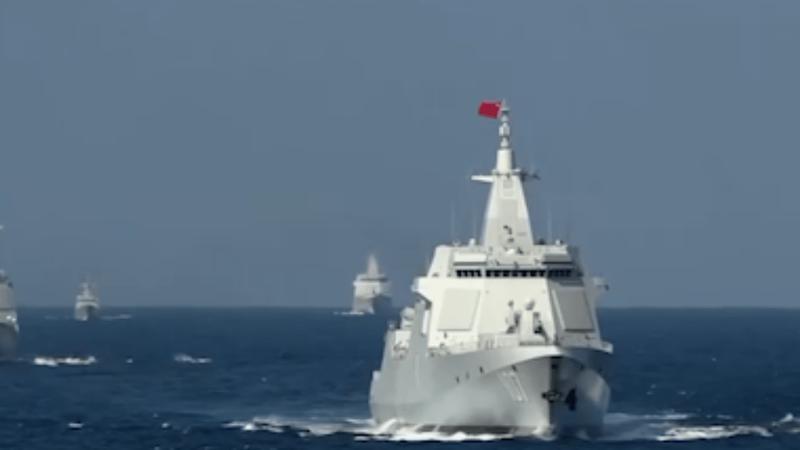 055型导弹驱逐舰堪称海上火力“王者”