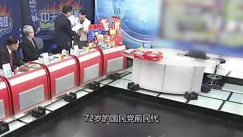 蔡正元将入狱，直言民进党拿他“祭旗”，蓝白签协议，反击战打响