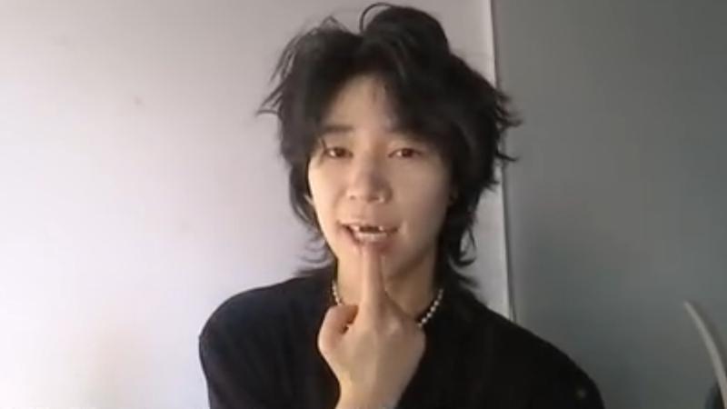 一拳打断两颗门牙！女子称和朋友清晨吃完火锅遭多名男子殴打，海底捞员工旁观无人拉架
