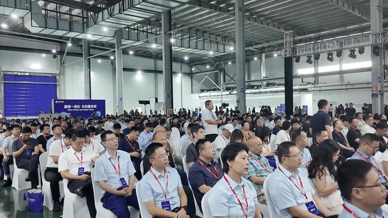 山东菏泽：海辰储能全球首个长时储能一体化产业园量产
