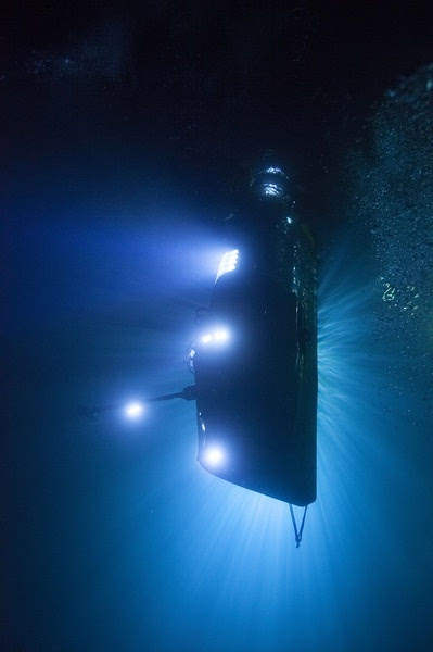 《深海挑战》影评:卡梅隆的梦